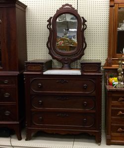 Antique Dresser w/ Ornate Carved Mirror