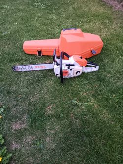 stihl chain saw with 14" bar model MS-201.C-EM rear handle saw with  case