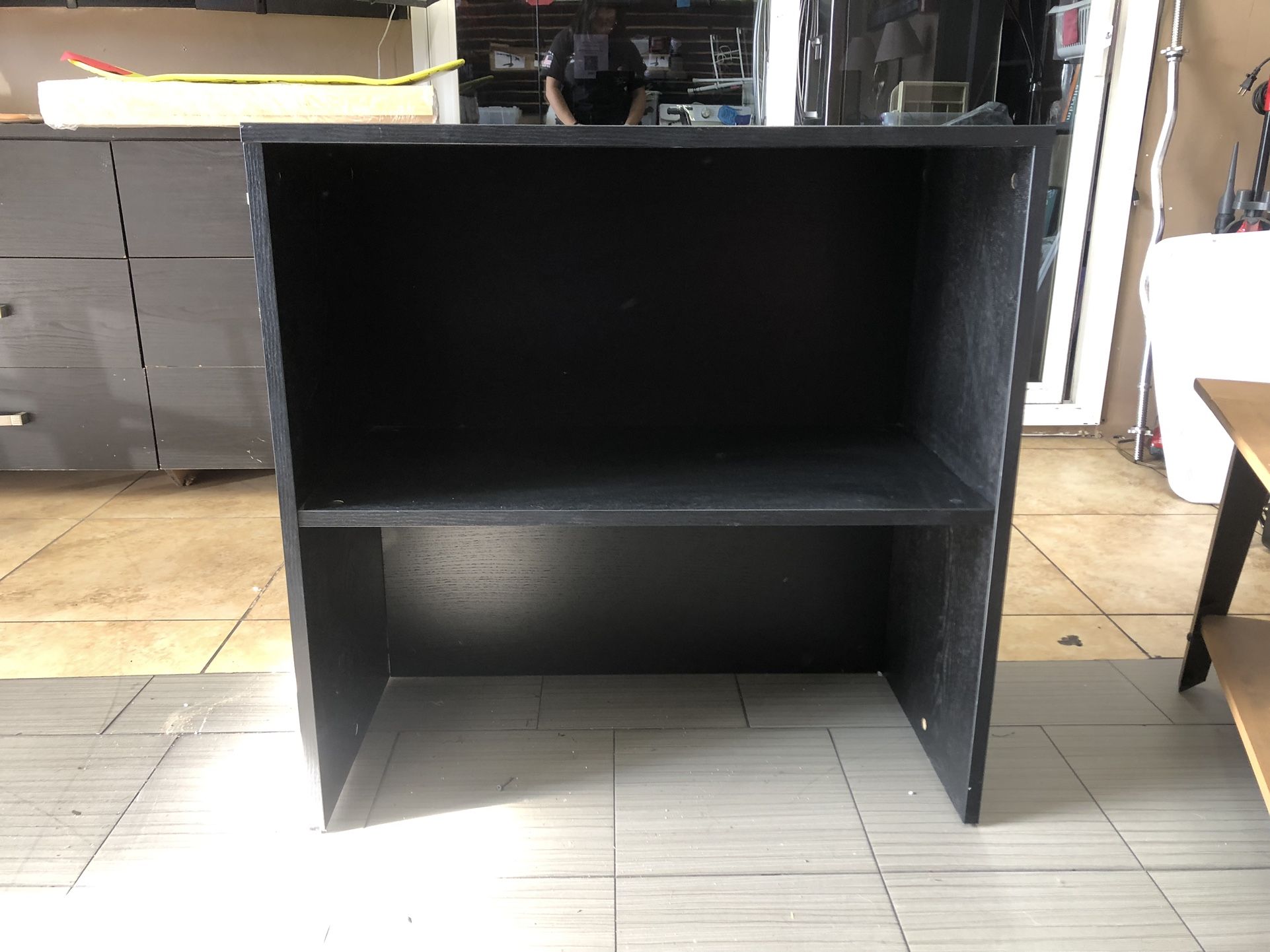 Black Shelve