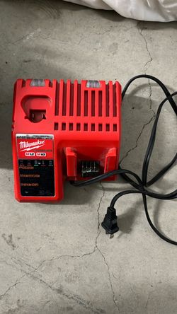 Milwaukee M12 M18 Battery Charger