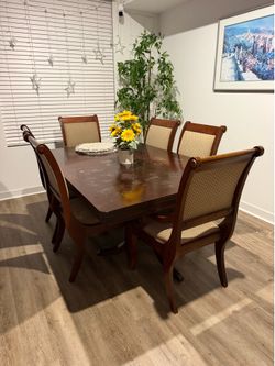 Dinning table