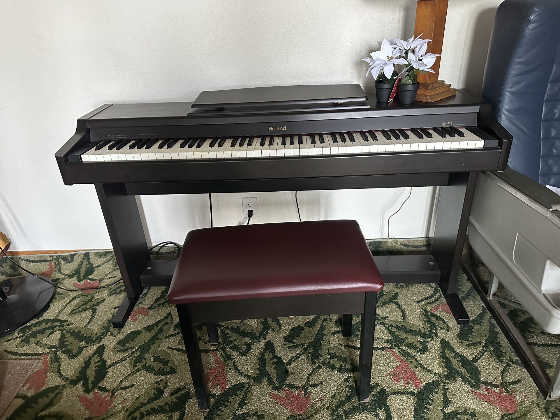 Roland Electic Piano