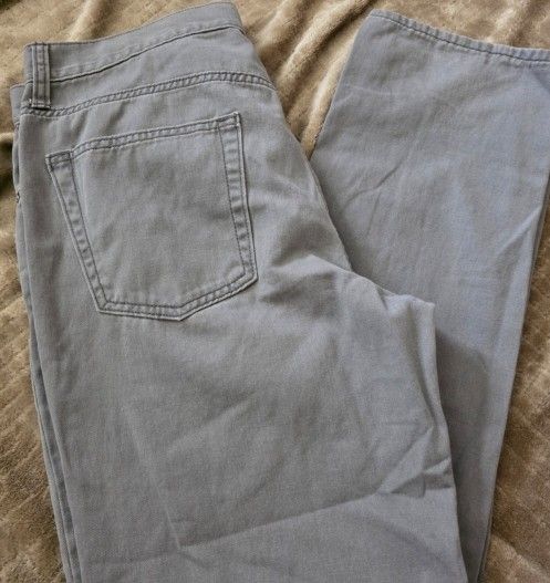 Mens Old Navy Grey Straight Jean, Size 32