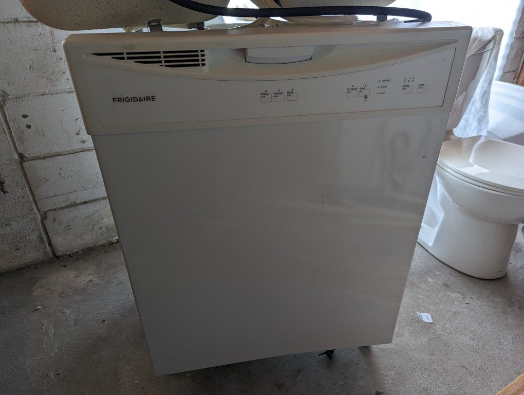 Frigidaire Dishwasher, White, DEAL!!!