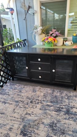 Buffet/ TV cabinet