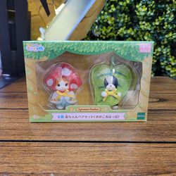 Sylvanian Families Kira Kira Kuji B Prize Baby Pair Set (Mushroom and Leaf)