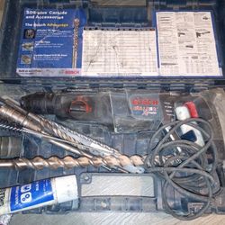 Bosch Bulldog Xtreme SDS Plus Rotary Hammer Drill 
