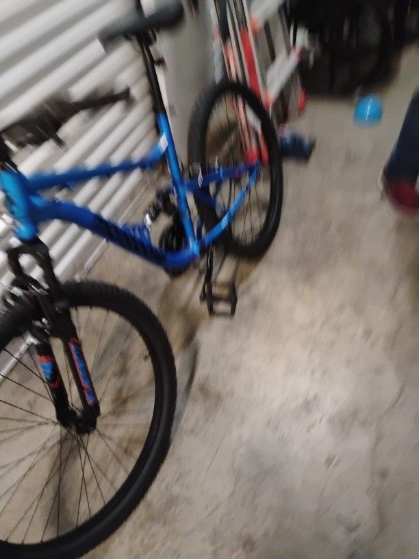 Mongoose Mountain Bike