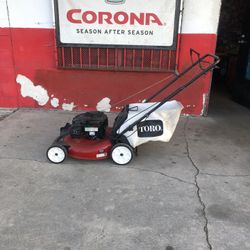 TORO MOWER Self Propelled 