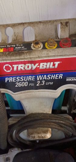 Troy-Bilt 2600 PSI Pressure Washer