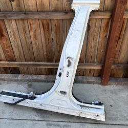 2018’ 2019’ 2020’ Toyota Camry Passenger Right Side Middle Pillar , Passenger Center Post 