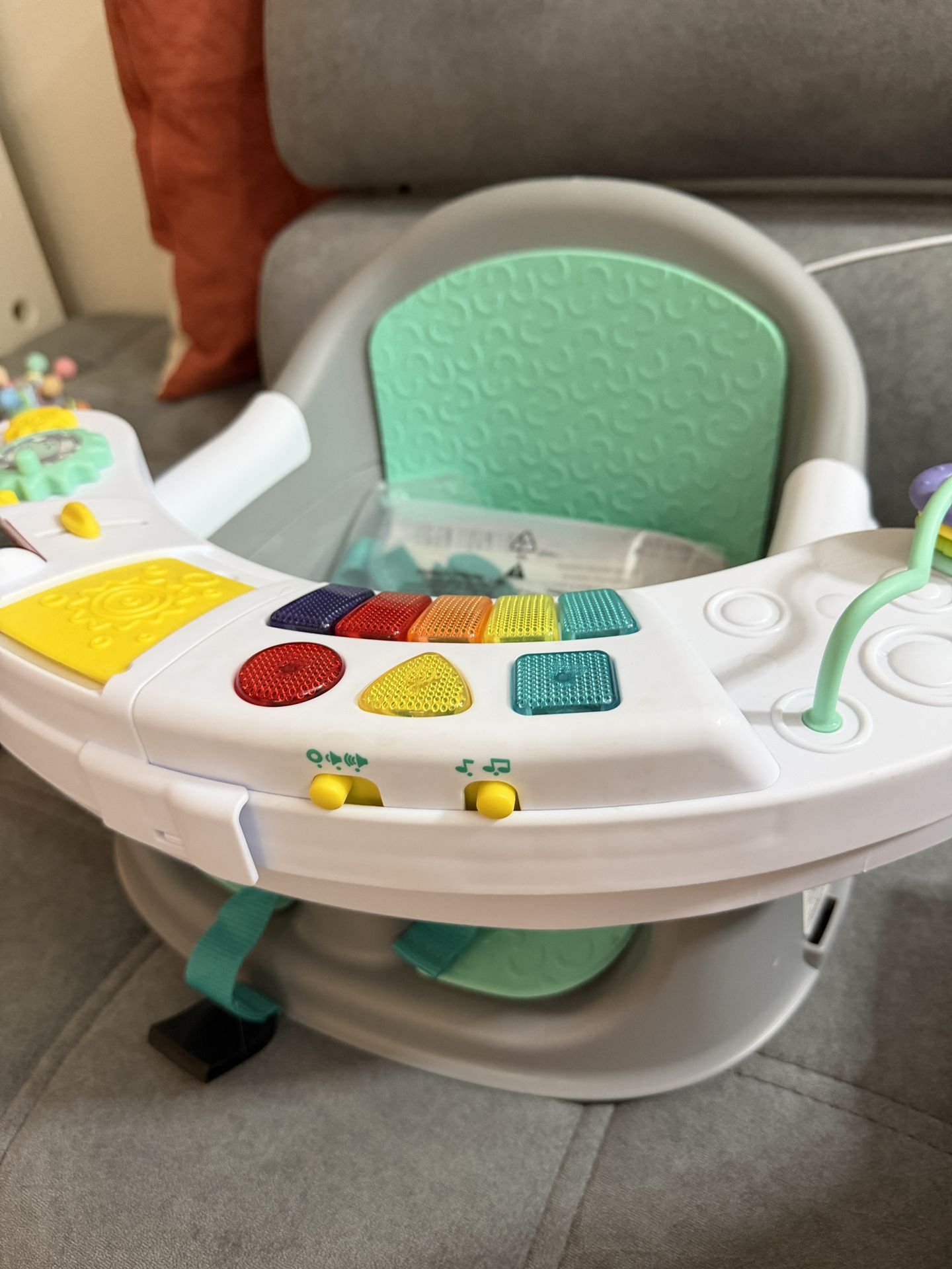 3-1 Baby Music And Lights Discovery Seat And Booster