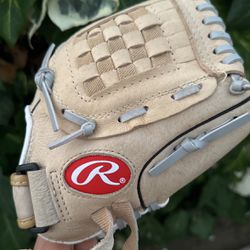 Rawlings TBall glove 