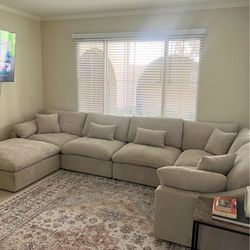 BRAND NEW! Oatmeal CLOUD 6 Piece Sectional Couch