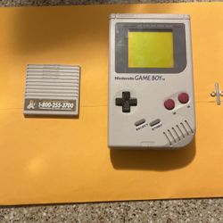 Broken Nintendo Game Boy Original DMG-01 - 100% OEM - For Parts Repair