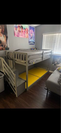 Bunk bed