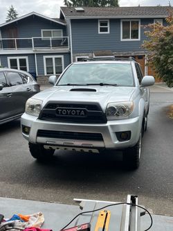 4Runner aftermarket Grille w/ lights 2006-2009