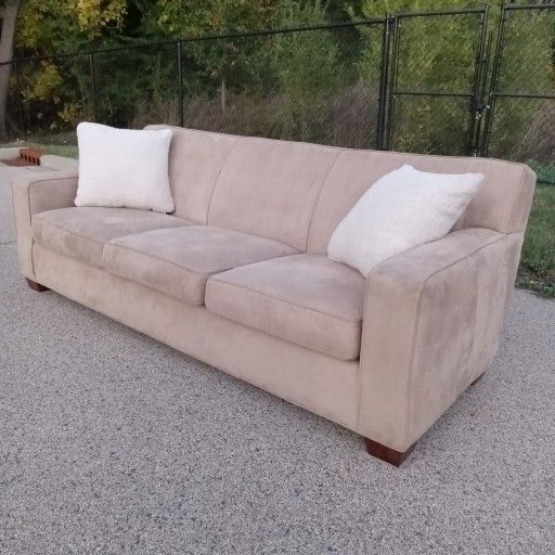 Crate & Barrel Cameron Beige Sofa - Free Delivery Today