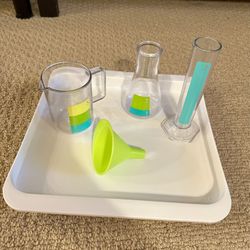 Lovevery "The Investigator" Play Kit (Months 31-33)/baby Toddler Montessori Toy