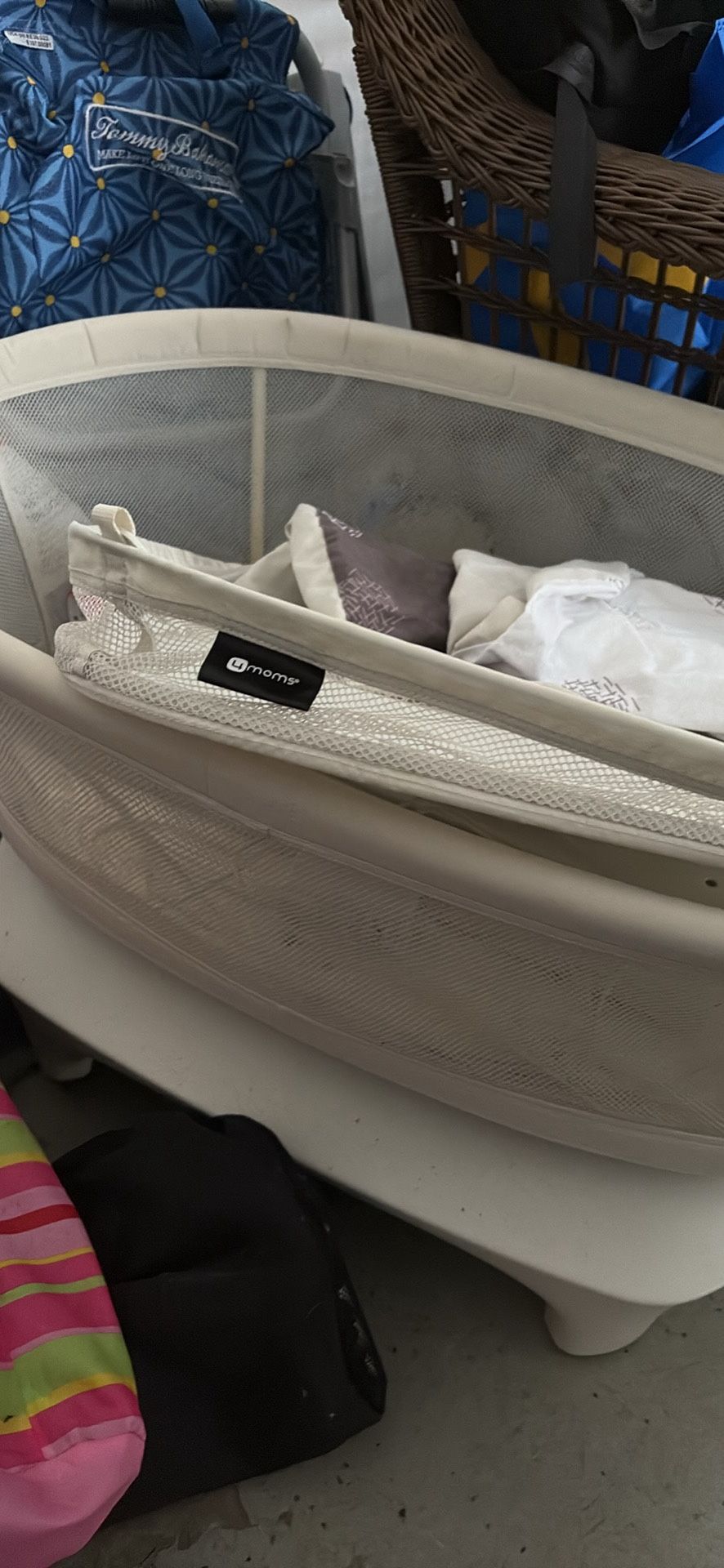 Mamaroo Bassinet