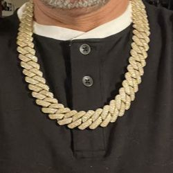 YELLOW ICE CUBAN LINK CHAIN 24' Inch