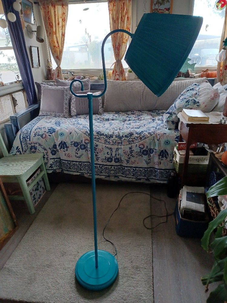 #Vintage Floor LAMP