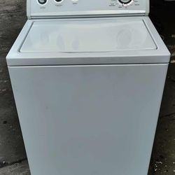 Excellent Condition! Whirlpool Heavy Duty Super Capacity Washing Machine!
