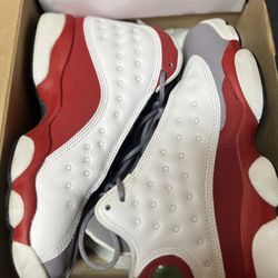 Jordan 13 Grey Toe Size 5Y