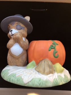 House of Lloyd Thanksgiving Pilgrim Racoon