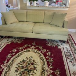 Beautiful Elegant Couch With Pillows 