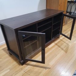 NICE TV STAND BROWN ALL WOOD WITH EXTRA  STORGE . HEAVY 