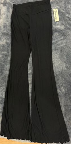 Black leggings