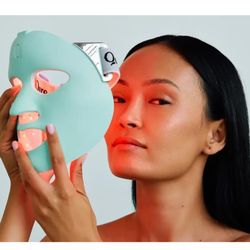 Brand New Brand new  LED Skin Care LED Face Mask With 5 Different Modes - Red and Blue Light Therapy Face Mask In One Device with Customizable Setting