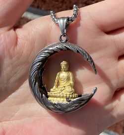 Men Women Gold Plated Vintage Thai Tibetan Buddhist Buddha Moon Amulet Pendant
