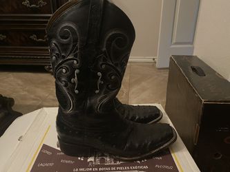 Ostrich boots