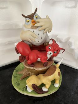 Disney Collectible Figurine Fox and the Hound