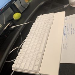 White Mechanical Keyboard 