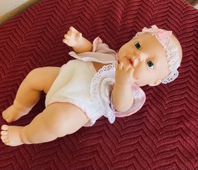 Baby feels hotsell so real 1979