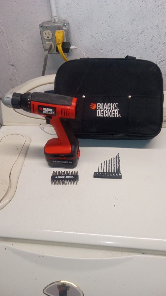 Black And Decker Drill No Charger UNTESTED