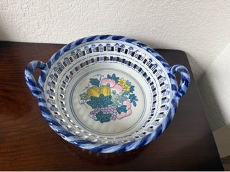 Vintage Chinese hand painted fruit bowl basket blue trim