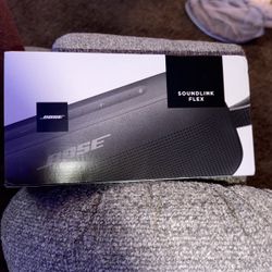 Bose Sound link Flex UNOPENED 