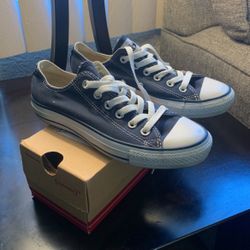 Blue Conversre Size 7 In Womans