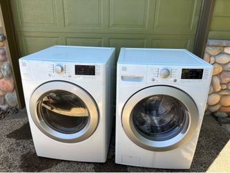 Kenmore washer and dryer (electric)