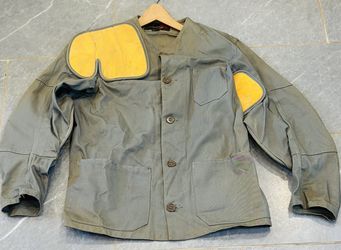1970s 10-x P Finest Sport Clothing Khaki Hunting Jacket with Patches L44.