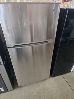 LG refrigerator