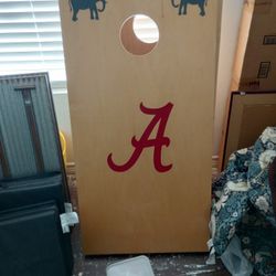 2 Corn Whole  Boards  8  Bean Bags