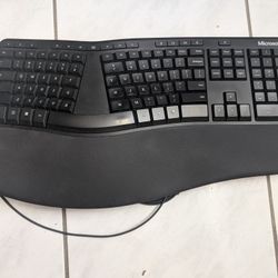 
Microsoft Wired Ergonomic Keyboard, Black

