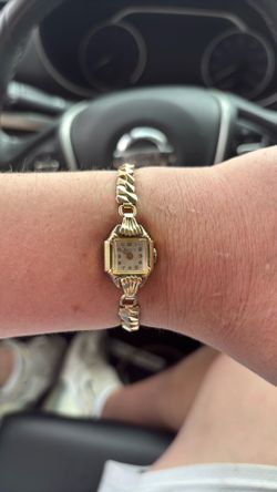 Vintage Lucerne 7 Jewel Woman’s watch