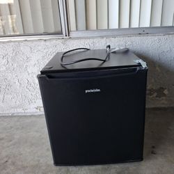 MINIFRIDGE