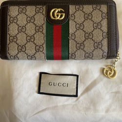 Gucci Wallet 